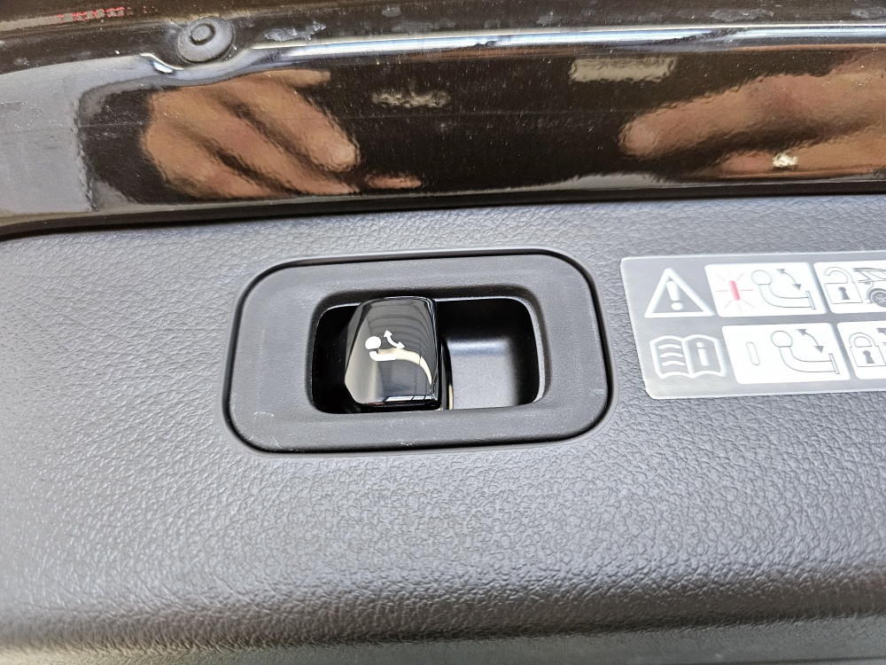 Mercedes-Benz C 200 T  bei Hoffmann Automobile in Wolfsburg kaufen und sofort mitnehmen - Bild 4