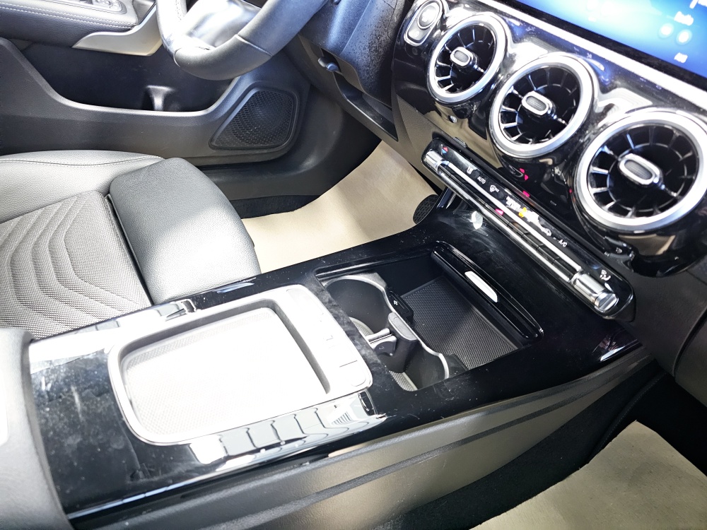Mercedes-Benz CLA 180  bei Hoffmann Automobile in Wolfsburg kaufen und sofort mitnehmen - Bild 6