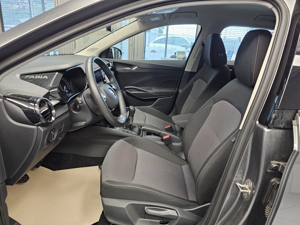Skoda Fabia  bei Hoffmann Automobile in Wolfsburg kaufen und sofort mitnehmen - Bild 16