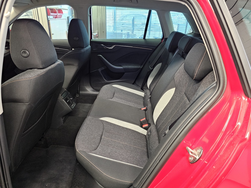 Skoda Kamiq  bei Hoffmann Automobile in Wolfsburg kaufen und sofort mitnehmen - Bild 6
