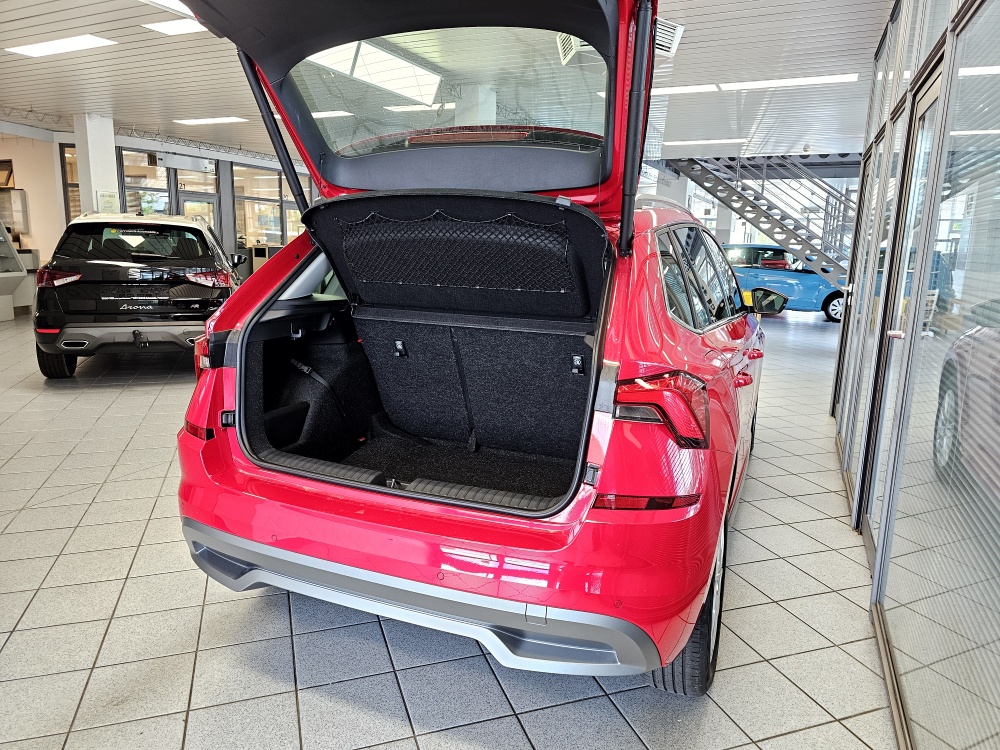 Skoda Kamiq  bei Hoffmann Automobile in Wolfsburg kaufen und sofort mitnehmen - Bild 2