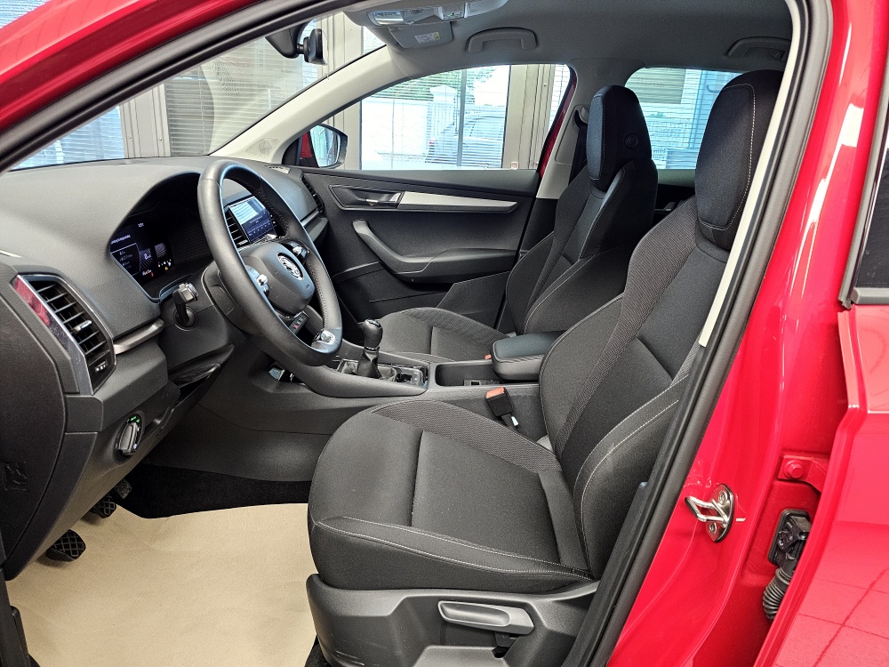Skoda Karoq  bei Hoffmann Automobile in Wolfsburg kaufen und sofort mitnehmen - Bild 18