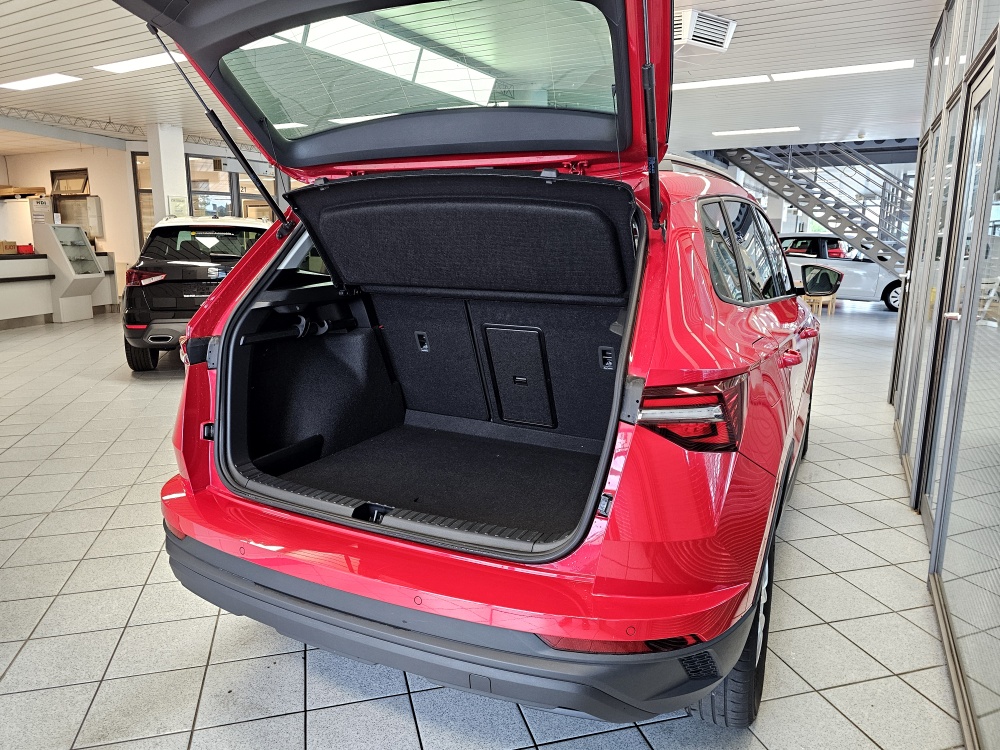 Skoda Karoq  bei Hoffmann Automobile in Wolfsburg kaufen und sofort mitnehmen - Bild 2