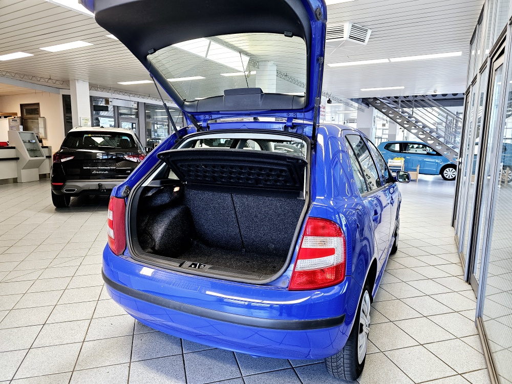 Skoda Fabia  bei Hoffmann Automobile in Wolfsburg kaufen und sofort mitnehmen - Bild 2