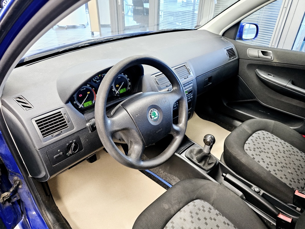 Skoda Fabia  bei Hoffmann Automobile in Wolfsburg kaufen und sofort mitnehmen - Bild 9