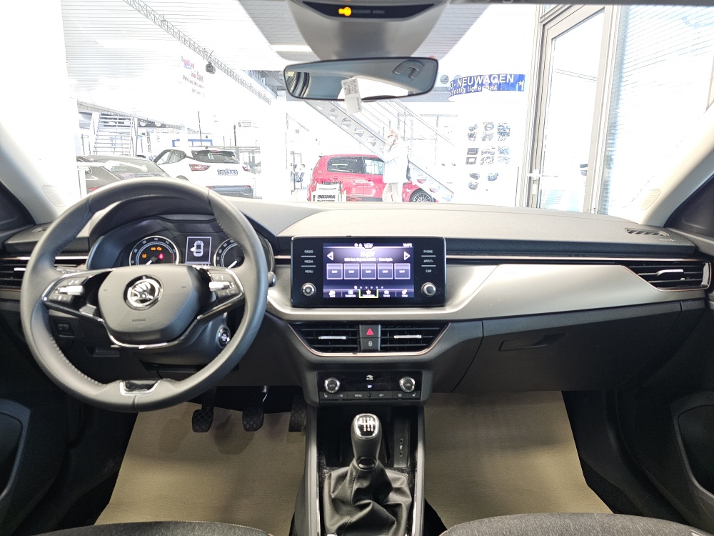 Skoda Scala  bei Hoffmann Automobile in Wolfsburg kaufen und sofort mitnehmen - Bild 6