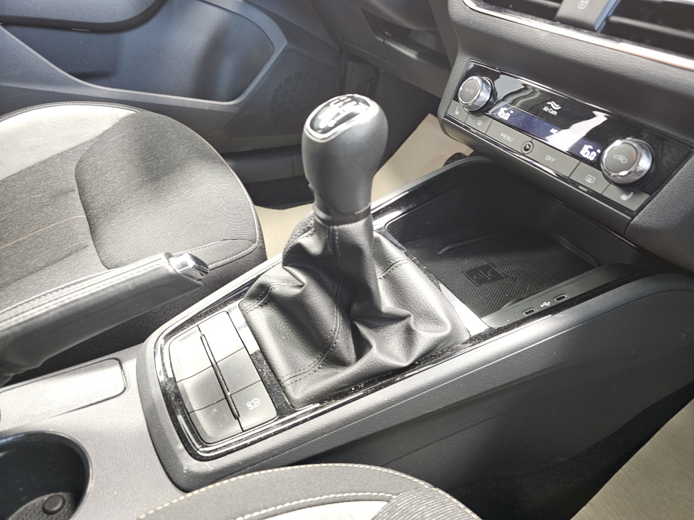 Skoda Scala  bei Hoffmann Automobile in Wolfsburg kaufen und sofort mitnehmen - Bild 8