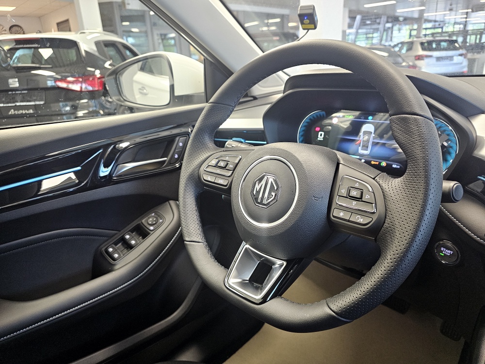 MG MG5  bei Hoffmann Automobile in Wolfsburg kaufen und sofort mitnehmen - Bild 12
