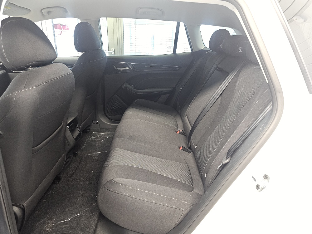 MG MG5  bei Hoffmann Automobile in Wolfsburg kaufen und sofort mitnehmen - Bild 6