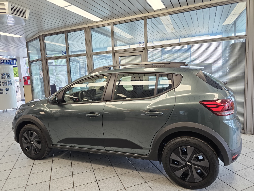 Dacia Sandero  bei Hoffmann Automobile in Wolfsburg kaufen und sofort mitnehmen - Bild 18