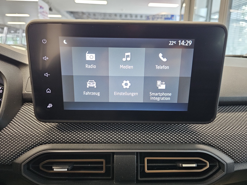 Dacia Sandero  bei Hoffmann Automobile in Wolfsburg kaufen und sofort mitnehmen - Bild 9