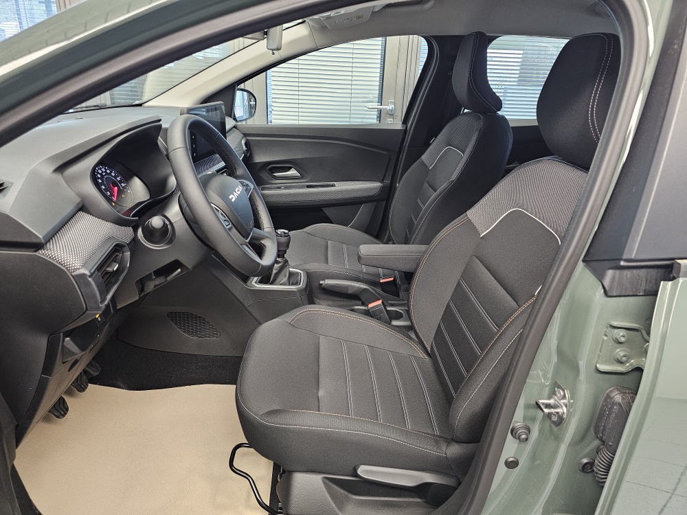 Dacia Sandero  bei Hoffmann Automobile in Wolfsburg kaufen und sofort mitnehmen - Bild 10