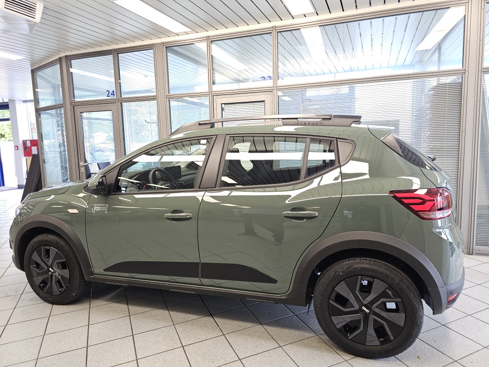 Dacia Sandero  bei Hoffmann Automobile in Wolfsburg kaufen und sofort mitnehmen - Bild 12