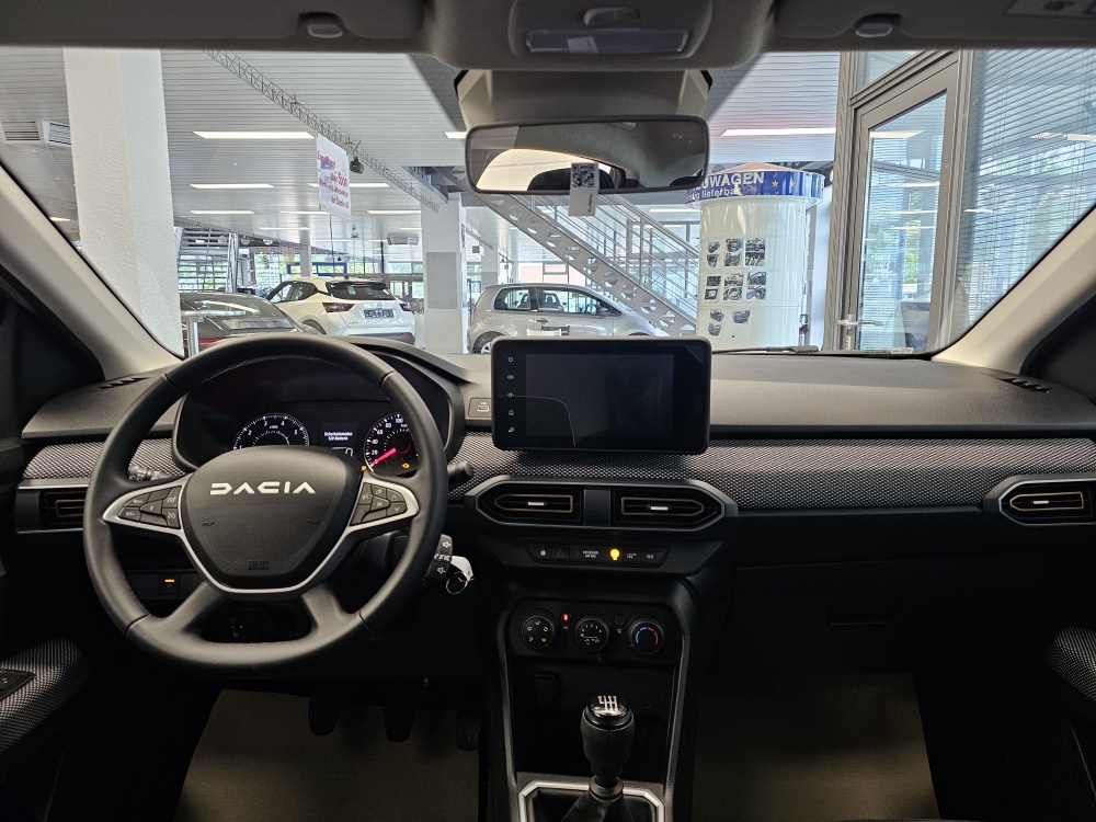 Dacia Sandero  bei Hoffmann Automobile in Wolfsburg kaufen und sofort mitnehmen - Bild 5