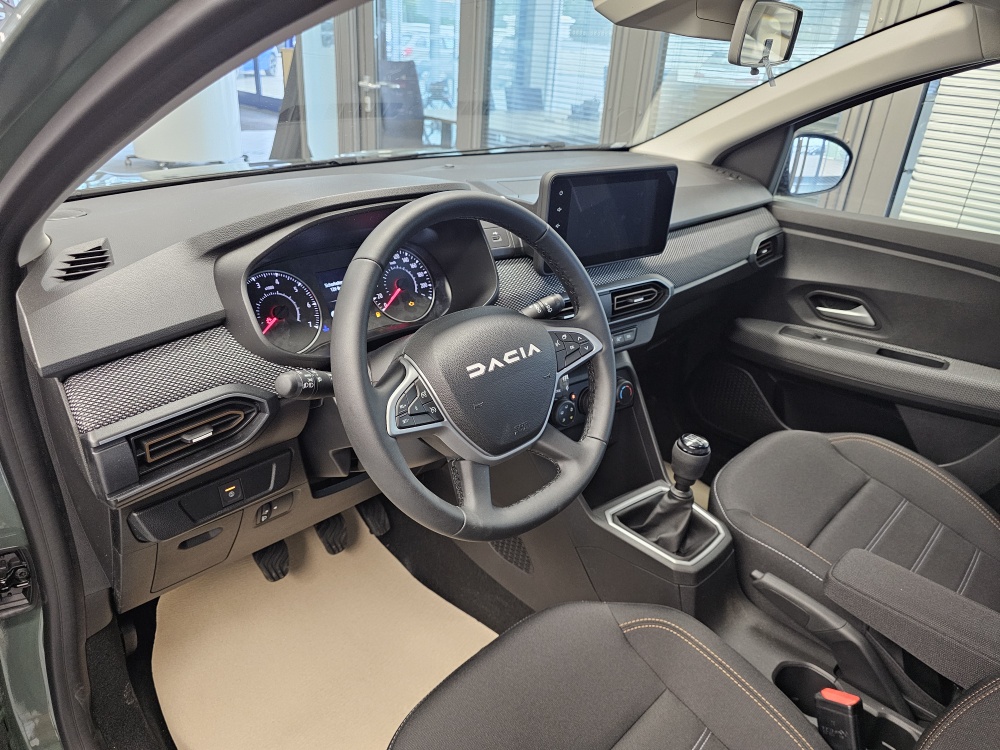 Dacia Sandero  bei Hoffmann Automobile in Wolfsburg kaufen und sofort mitnehmen - Bild 9