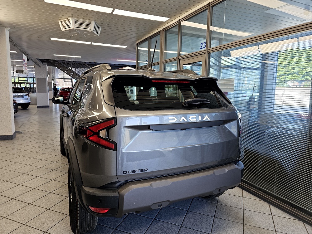 Dacia Duster  bei Hoffmann Automobile in Wolfsburg kaufen und sofort mitnehmen - Bild 3