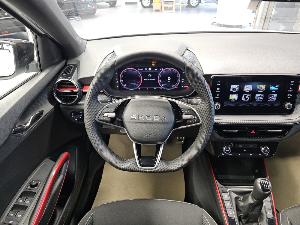 Skoda Fabia  bei Hoffmann Automobile in Wolfsburg kaufen und sofort mitnehmen - Bild 21