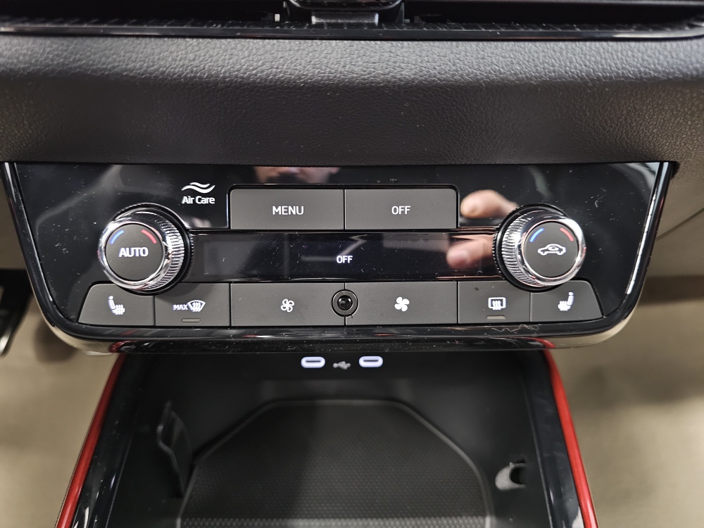 Skoda Fabia  bei Hoffmann Automobile in Wolfsburg kaufen und sofort mitnehmen - Bild 8