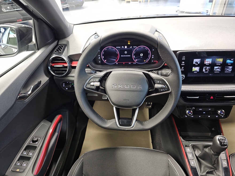 Skoda Fabia  bei Hoffmann Automobile in Wolfsburg kaufen und sofort mitnehmen - Bild 21