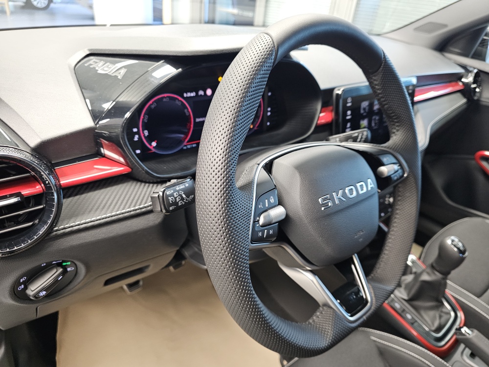 Skoda Fabia  bei Hoffmann Automobile in Wolfsburg kaufen und sofort mitnehmen - Bild 22