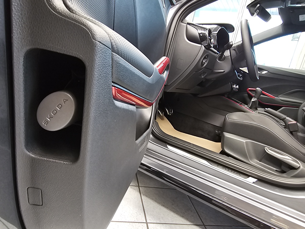 Skoda Fabia  bei Hoffmann Automobile in Wolfsburg kaufen und sofort mitnehmen - Bild 25