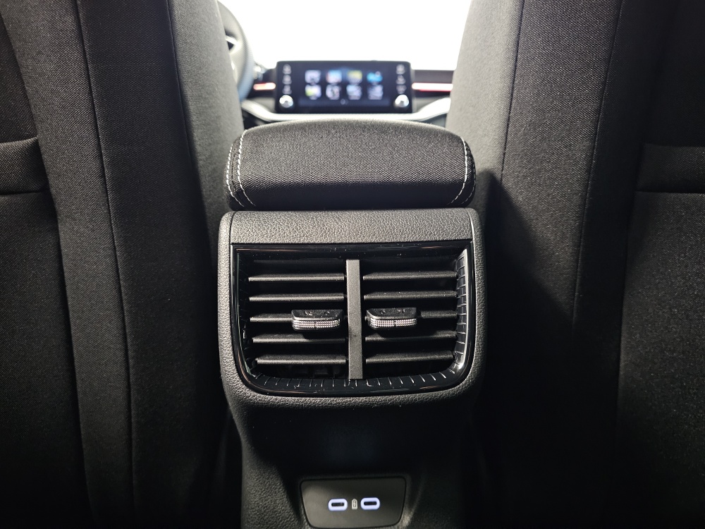 Skoda Fabia  bei Hoffmann Automobile in Wolfsburg kaufen und sofort mitnehmen - Bild 5