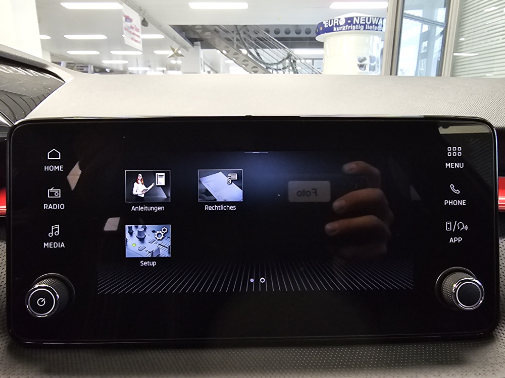 Skoda Fabia  bei Hoffmann Automobile in Wolfsburg kaufen und sofort mitnehmen - Bild 10