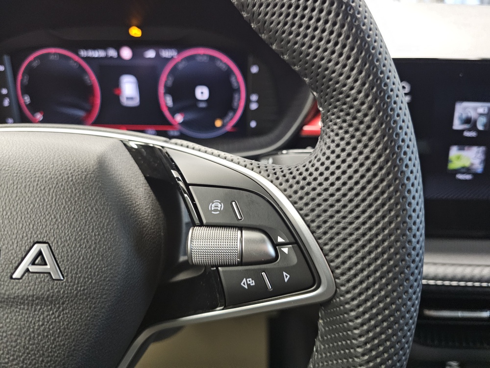 Skoda Fabia  bei Hoffmann Automobile in Wolfsburg kaufen und sofort mitnehmen - Bild 18