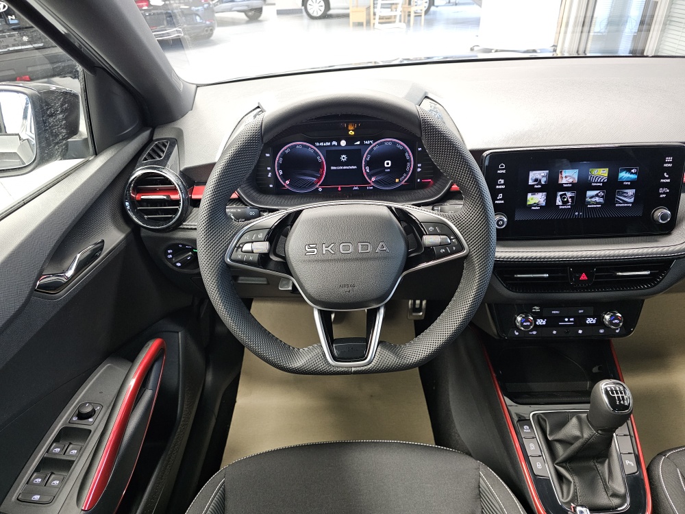 Skoda Fabia  bei Hoffmann Automobile in Wolfsburg kaufen und sofort mitnehmen - Bild 21