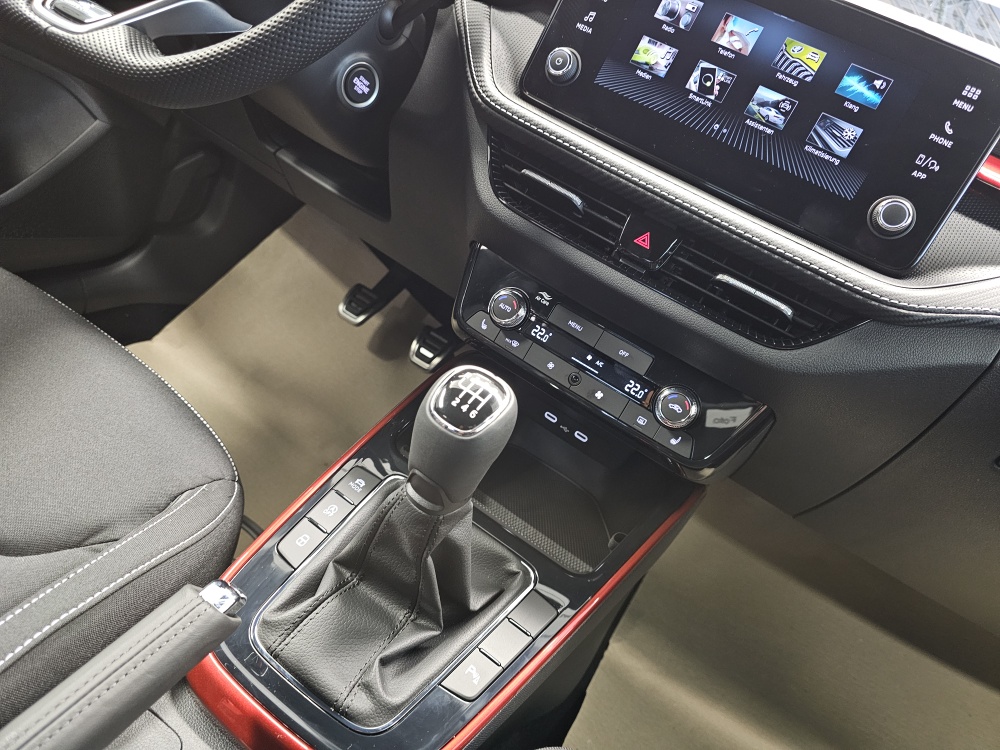 Skoda Fabia  bei Hoffmann Automobile in Wolfsburg kaufen und sofort mitnehmen - Bild 7