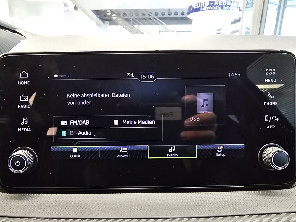 Skoda Fabia  bei Hoffmann Automobile in Wolfsburg kaufen und sofort mitnehmen - Bild 13