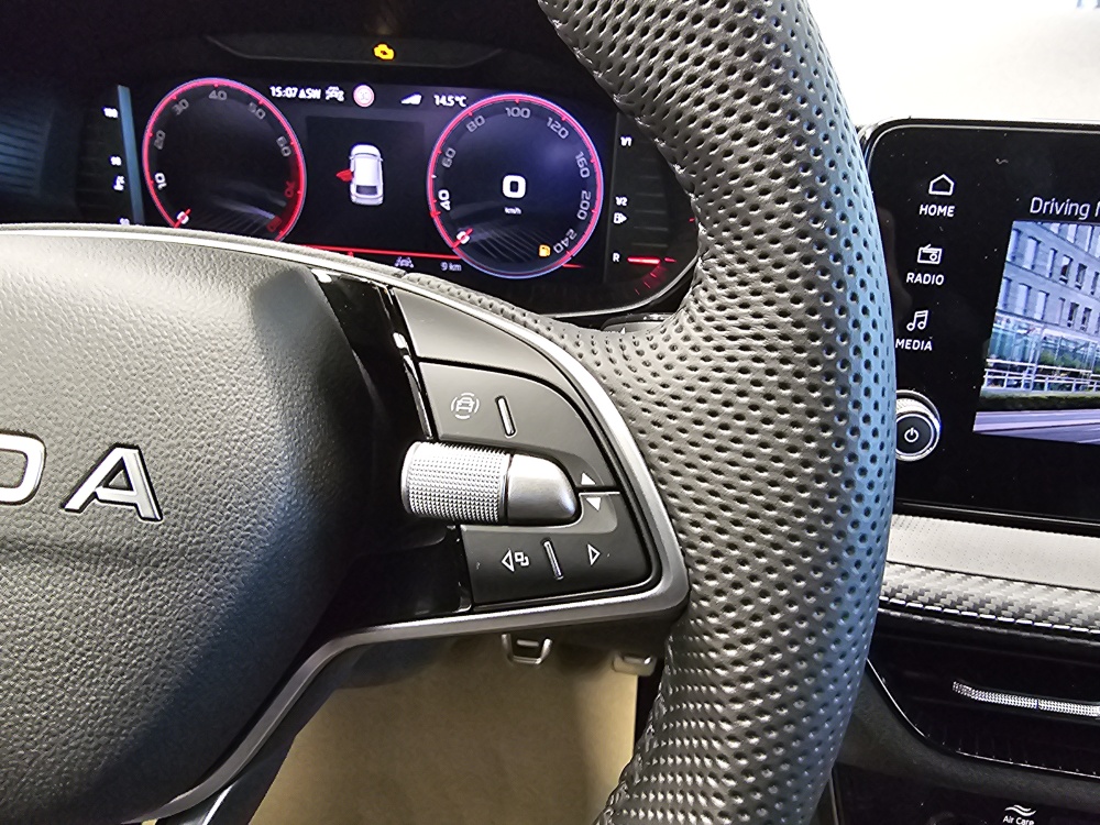 Skoda Fabia  bei Hoffmann Automobile in Wolfsburg kaufen und sofort mitnehmen - Bild 18