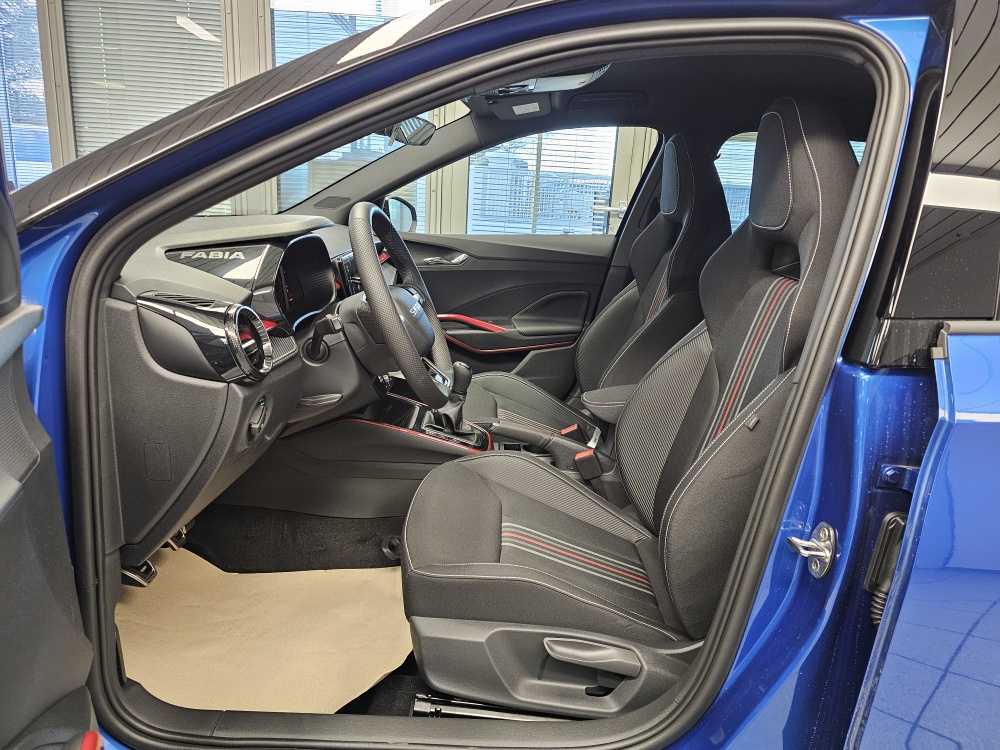 Skoda Fabia  bei Hoffmann Automobile in Wolfsburg kaufen und sofort mitnehmen - Bild 23