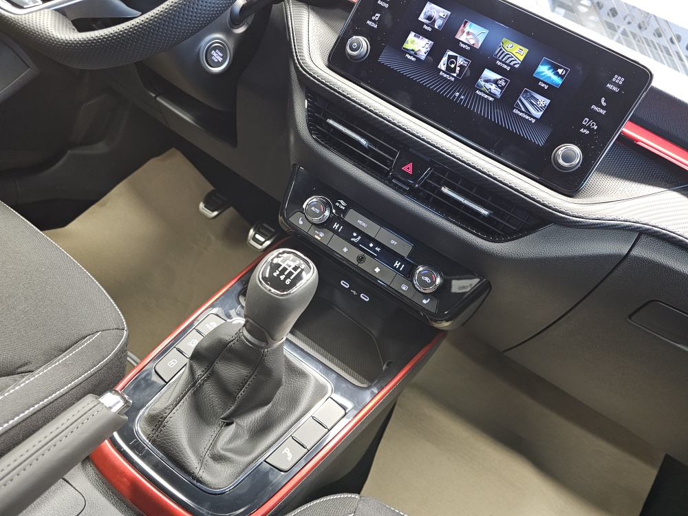 Skoda Fabia  bei Hoffmann Automobile in Wolfsburg kaufen und sofort mitnehmen - Bild 7