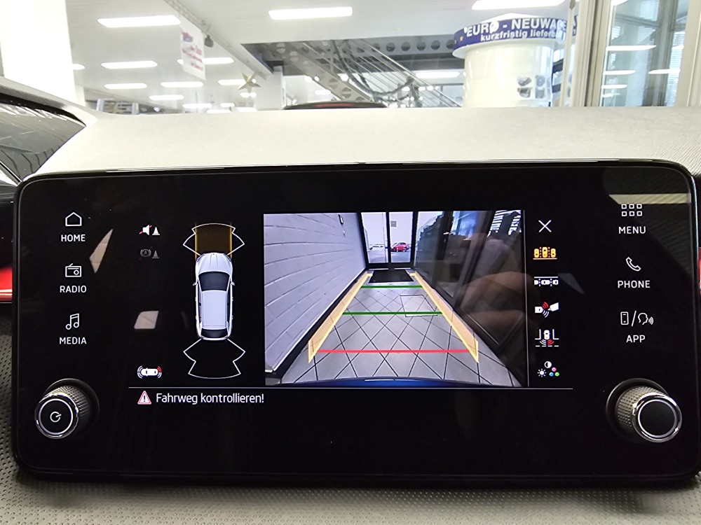 Skoda Fabia  bei Hoffmann Automobile in Wolfsburg kaufen und sofort mitnehmen - Bild 16