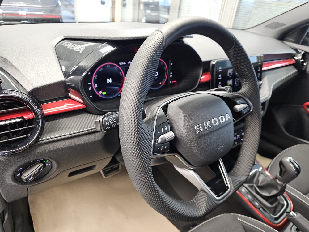 Skoda Fabia  bei Hoffmann Automobile in Wolfsburg kaufen und sofort mitnehmen - Bild 22