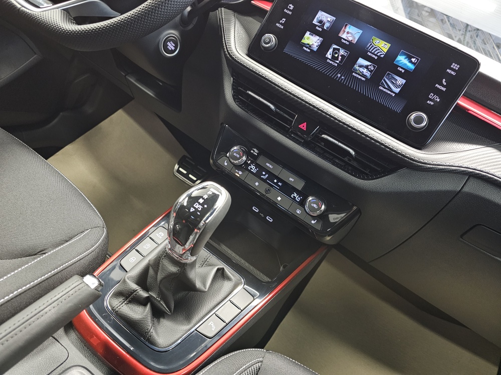 Skoda Fabia  bei Hoffmann Automobile in Wolfsburg kaufen und sofort mitnehmen - Bild 7