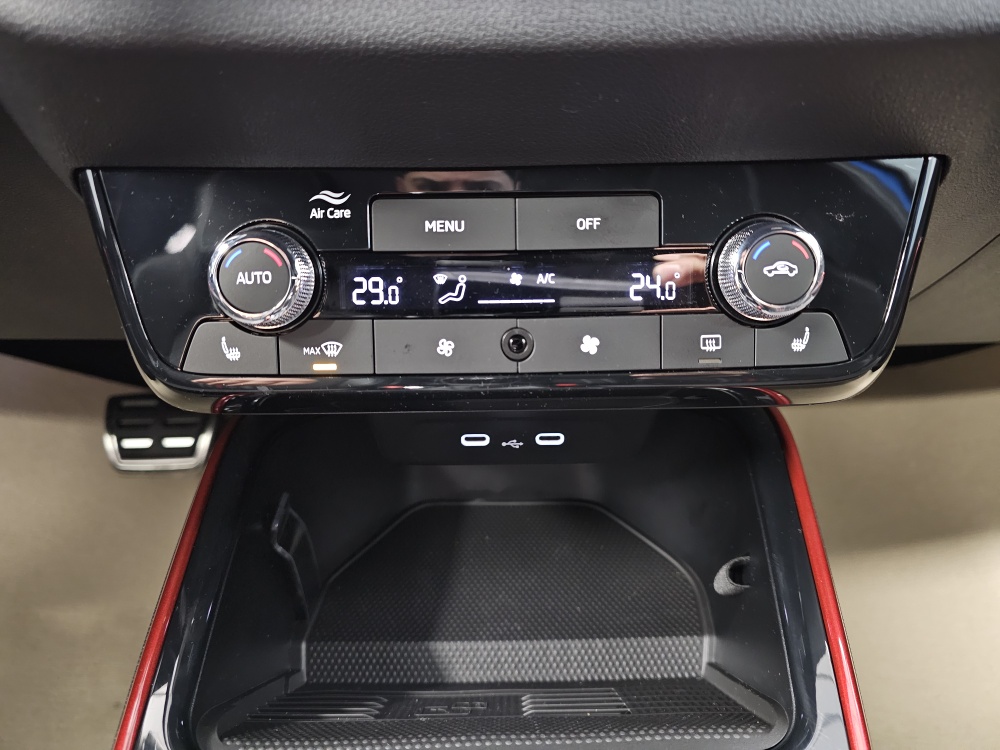 Skoda Fabia  bei Hoffmann Automobile in Wolfsburg kaufen und sofort mitnehmen - Bild 8