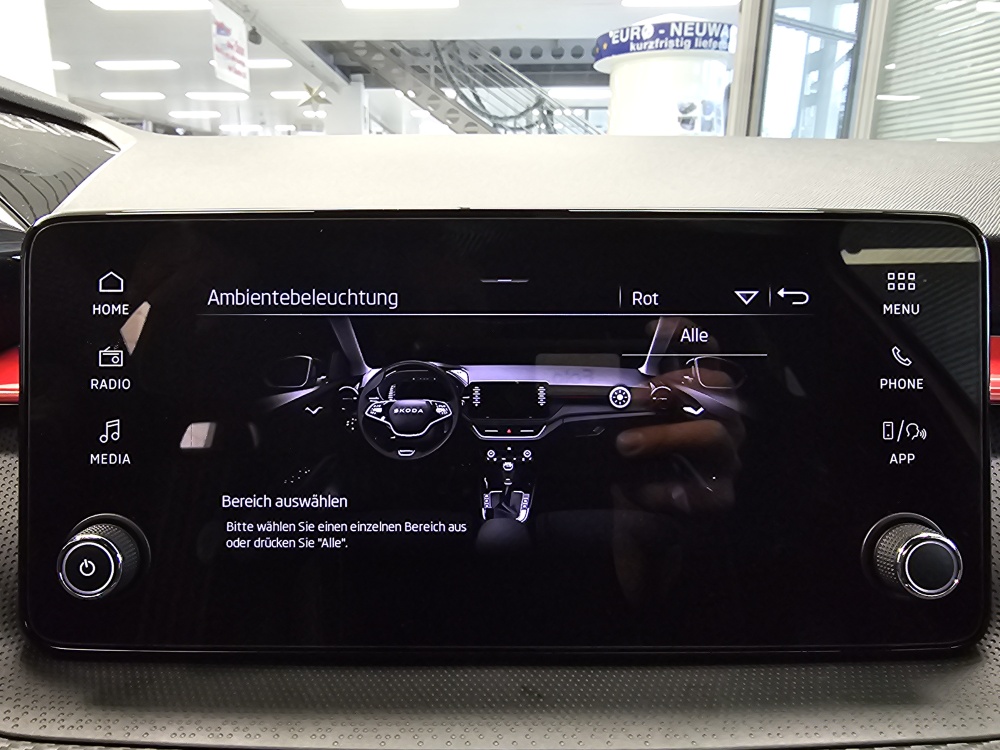 Skoda Fabia  bei Hoffmann Automobile in Wolfsburg kaufen und sofort mitnehmen - Bild 12