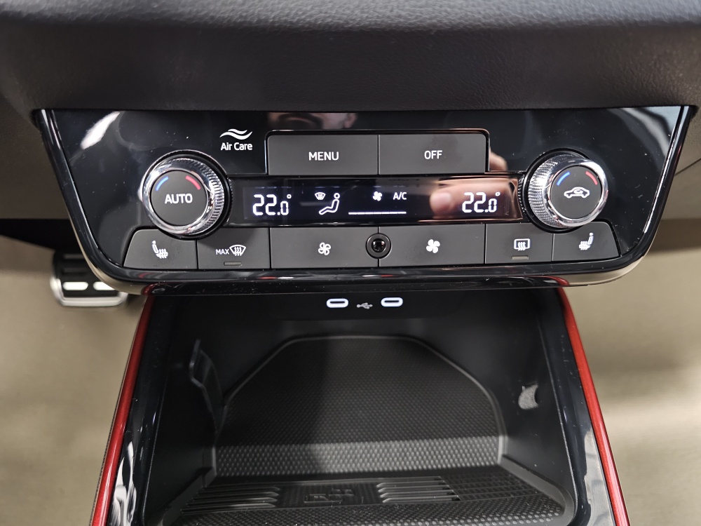 Skoda Fabia  bei Hoffmann Automobile in Wolfsburg kaufen und sofort mitnehmen - Bild 8