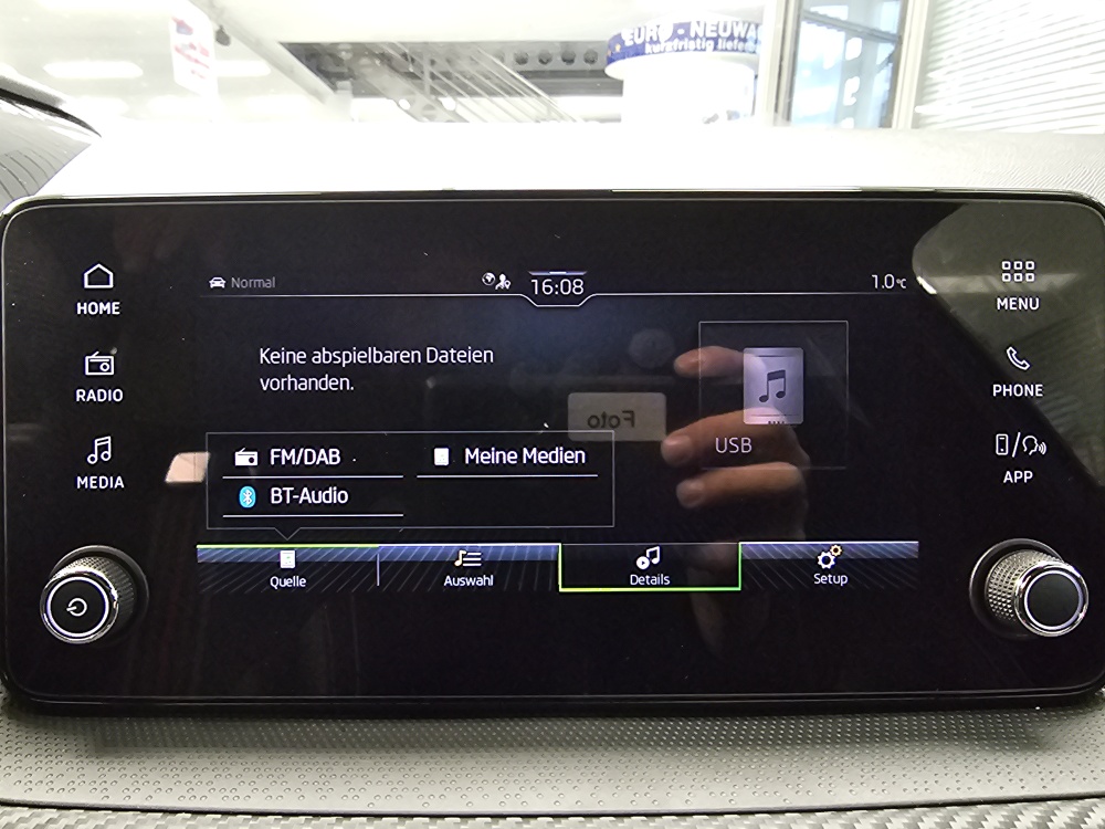 Skoda Fabia  bei Hoffmann Automobile in Wolfsburg kaufen und sofort mitnehmen - Bild 13