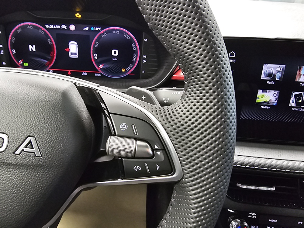 Skoda Fabia  bei Hoffmann Automobile in Wolfsburg kaufen und sofort mitnehmen - Bild 18