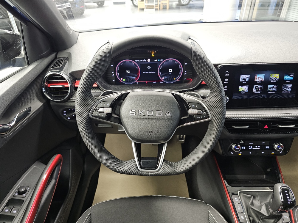 Skoda Fabia  bei Hoffmann Automobile in Wolfsburg kaufen und sofort mitnehmen - Bild 21