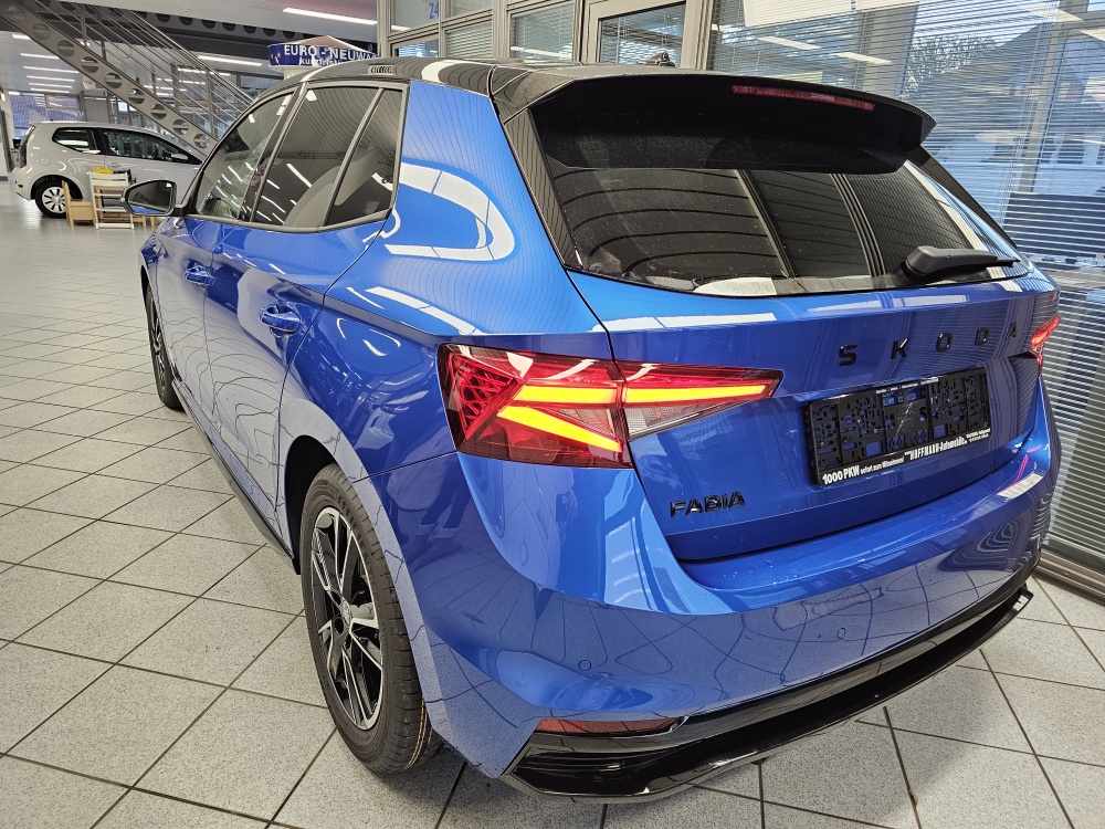 Skoda Fabia  bei Hoffmann Automobile in Wolfsburg kaufen und sofort mitnehmen - Bild 3