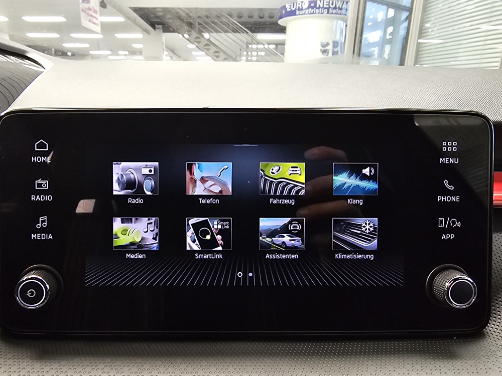 Skoda Fabia  bei Hoffmann Automobile in Wolfsburg kaufen und sofort mitnehmen - Bild 9