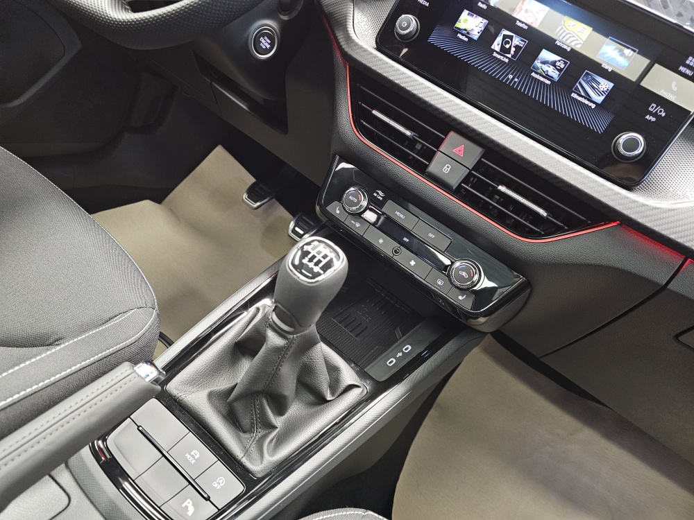 Skoda Kamiq  bei Hoffmann Automobile in Wolfsburg kaufen und sofort mitnehmen - Bild 10