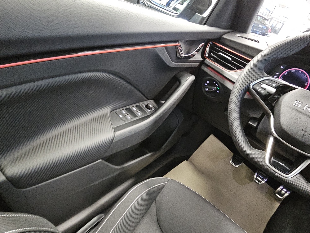 Skoda Kamiq  bei Hoffmann Automobile in Wolfsburg kaufen und sofort mitnehmen - Bild 23