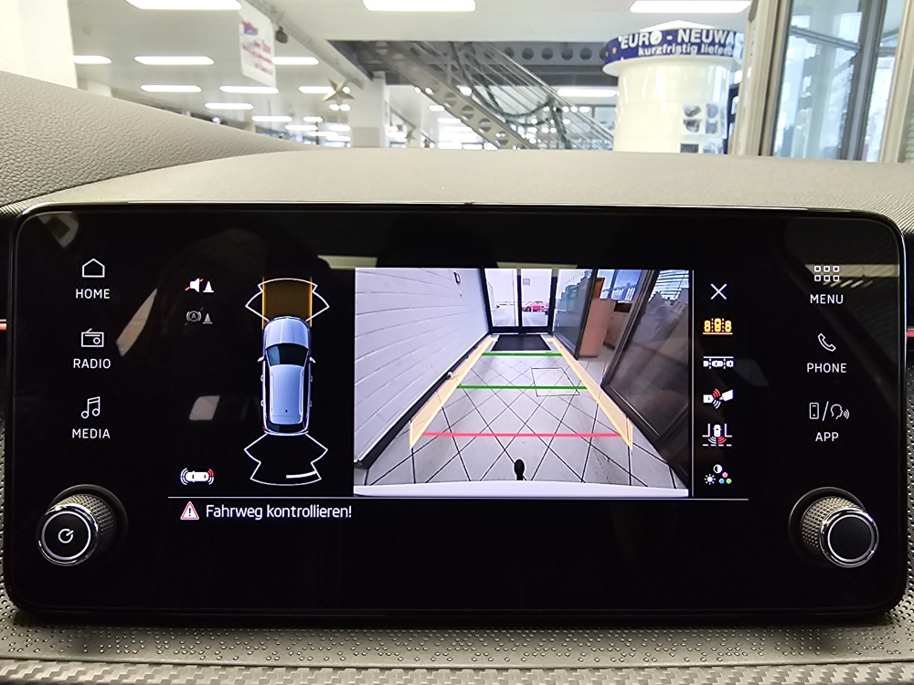 Skoda Kamiq  bei Hoffmann Automobile in Wolfsburg kaufen und sofort mitnehmen - Bild 19