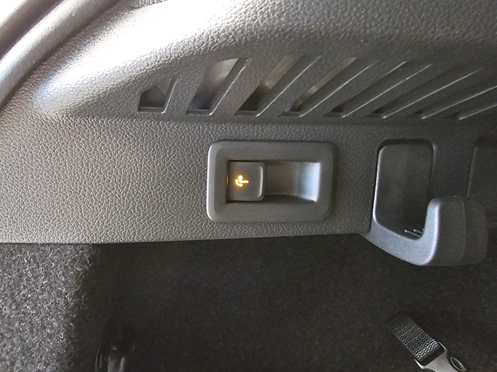 Skoda Kamiq  bei Hoffmann Automobile in Wolfsburg kaufen und sofort mitnehmen - Bild 3