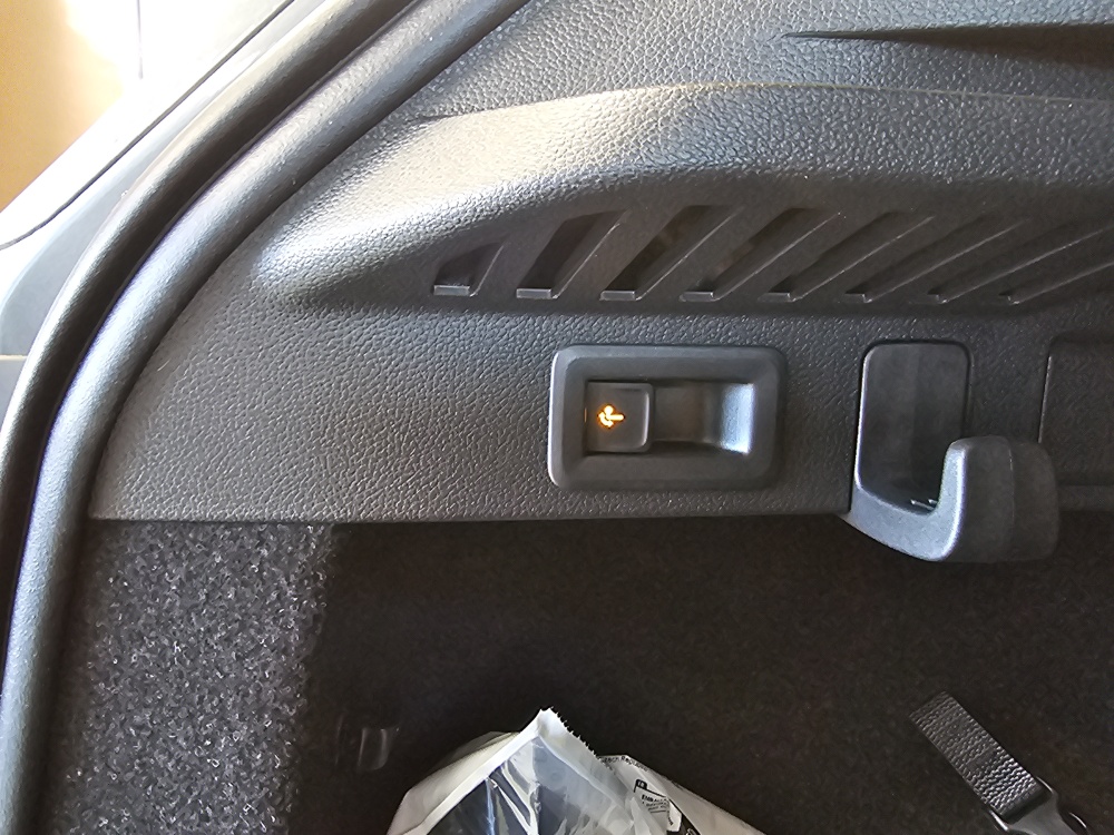 Skoda Kamiq  bei Hoffmann Automobile in Wolfsburg kaufen und sofort mitnehmen - Bild 3